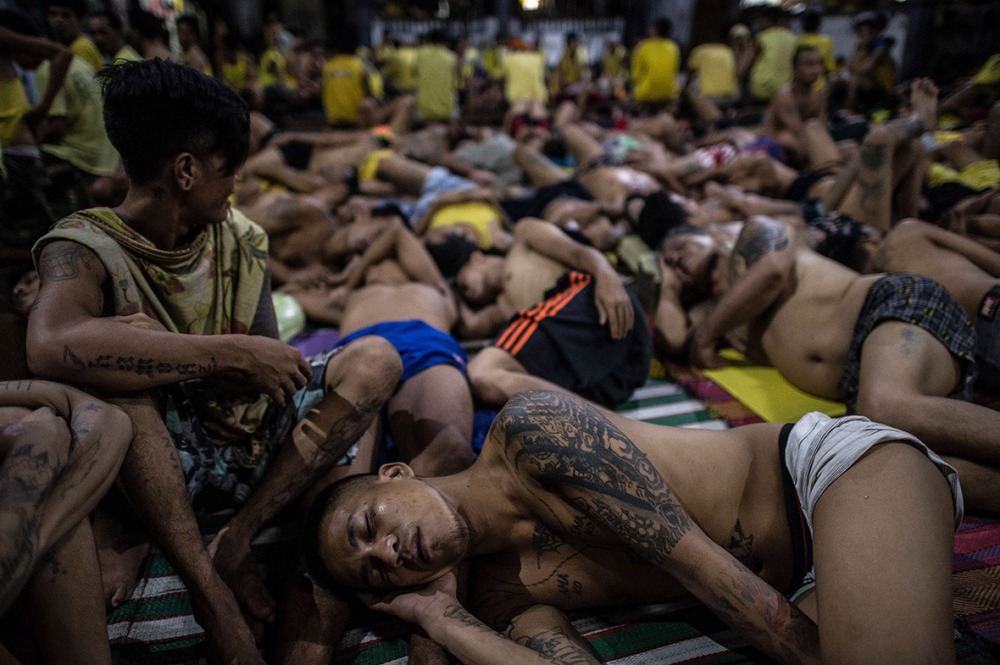 philippines-overcrowded-prison-quezon-jail (2)